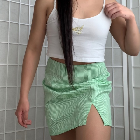 shein green gingham print side slit mini skirt - Picture 2 of 14